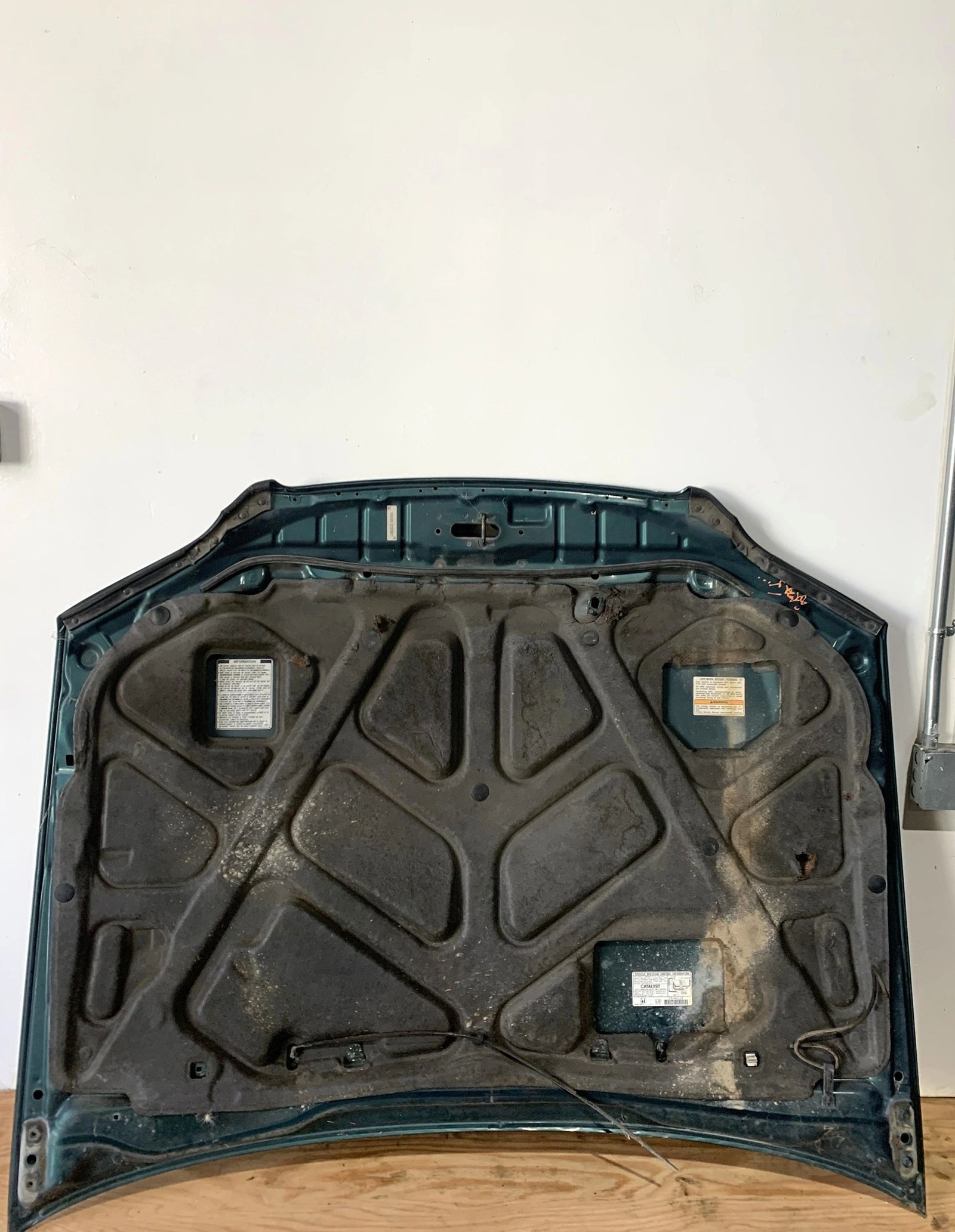 Used JDM 2001-2002 Honda Accord Trunk and Hood - Image 3